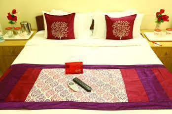 Capital O 10546 Parkway Inn Chennai Exterior photo